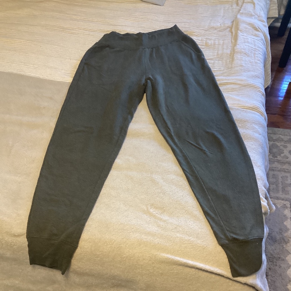 Athleta, medium tall, olive jogger